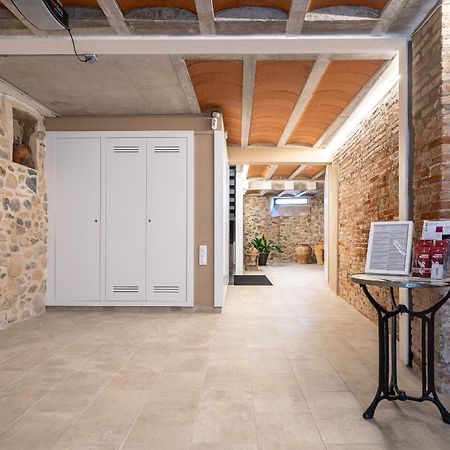 Hauzify I Apartaments Montblanc Exterior photo