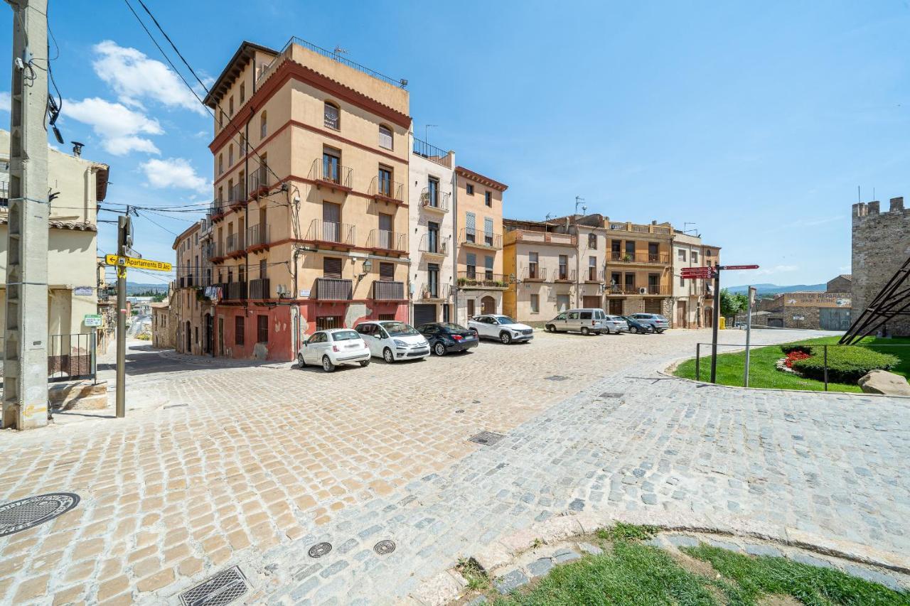 Hauzify I Apartaments Montblanc Exterior photo