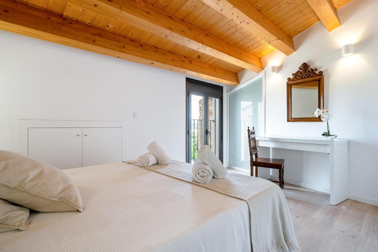 Hauzify I Apartaments Montblanc Exterior photo