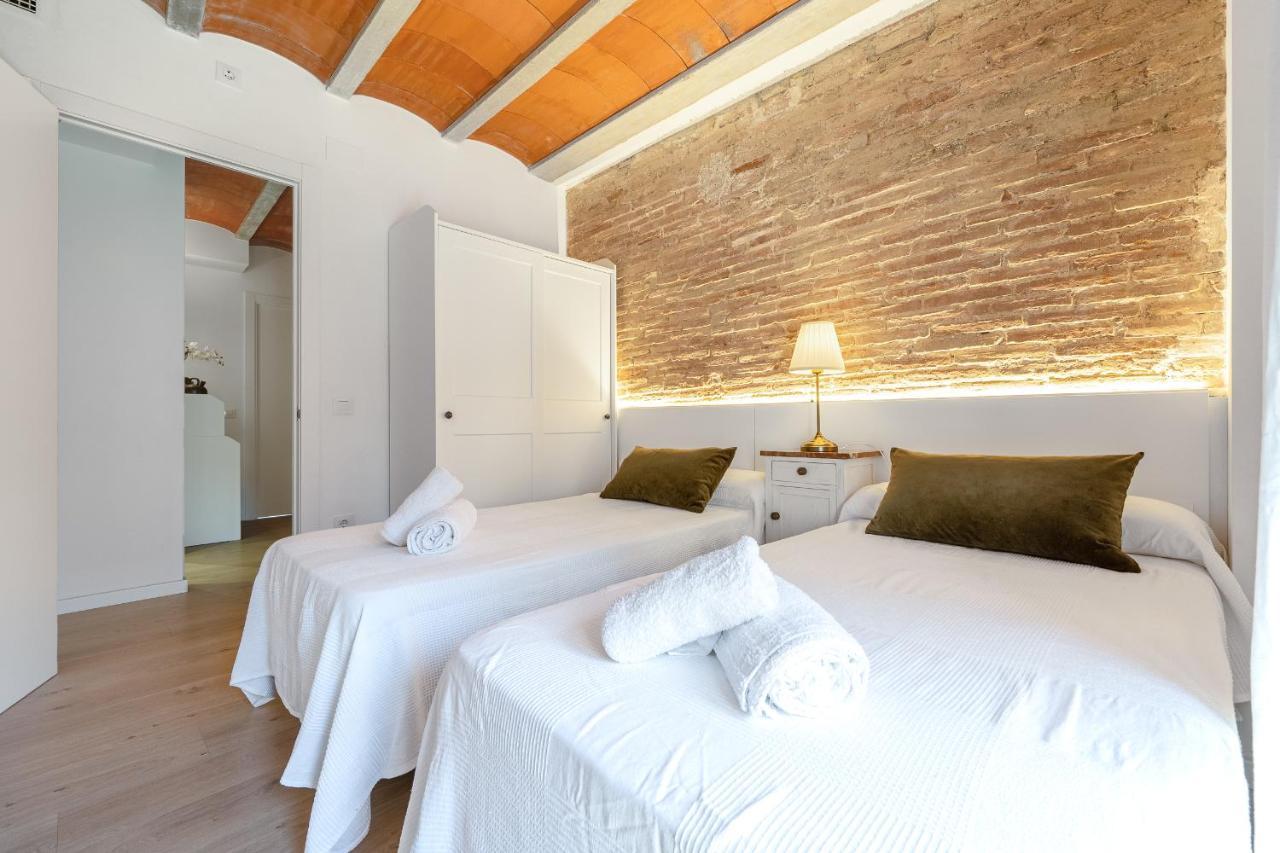 Hauzify I Apartaments Montblanc Exterior photo